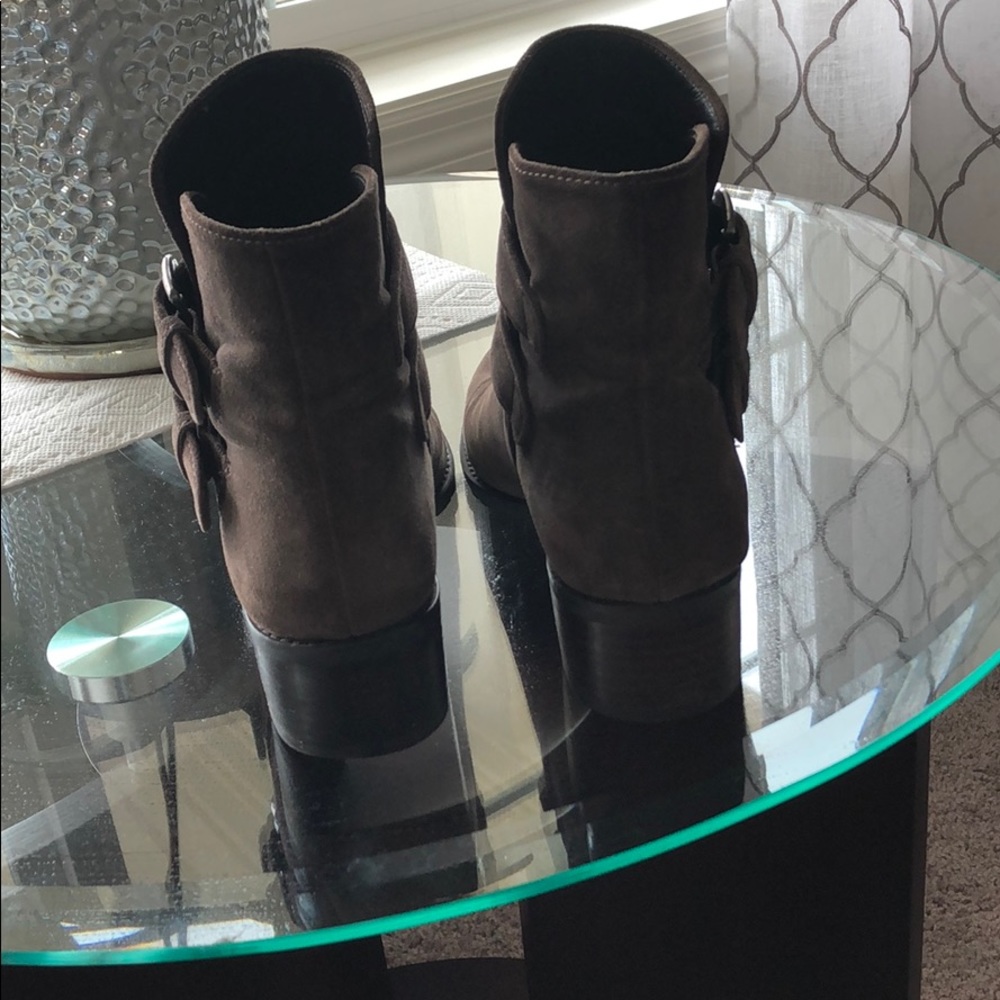 Booties 6.5m Stuart Weitzman Like New - image 3